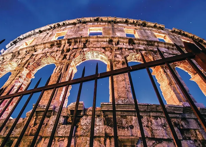 Stunning In Skatari With Wifi 풀라