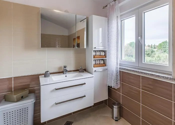 Stunning In Skatari With Wifi