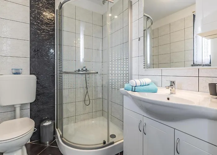 펜션 Stunning In Skatari With Wifi 풀라